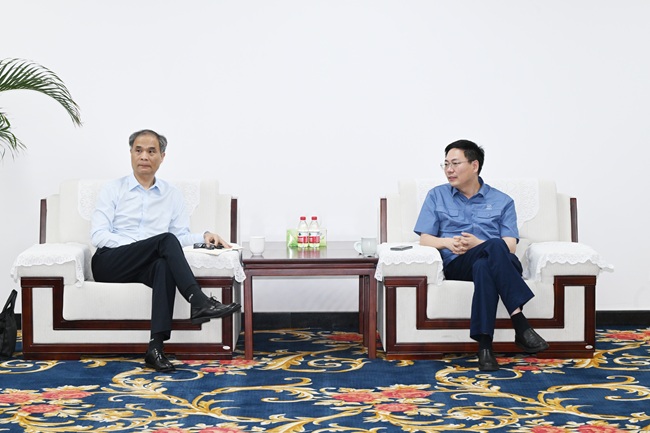 中原證券股份有限公司黨委副書記、總經(jīng)理李昭欣一行到萬(wàn)基控股集團(tuán)調(diào)研