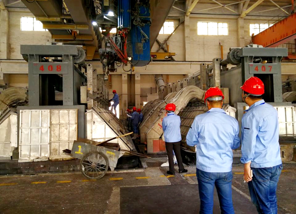 2017年中國技能大賽—河南“神火杯”有色金屬行業(yè)職業(yè)技能競賽鋁電解工實(shí)操比賽萬基員工風(fēng)采