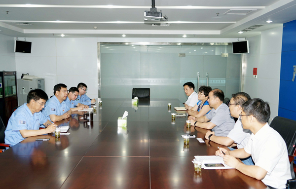 河南明泰鋁業(yè)股份有限公司總經理化新民一行到我公司交流